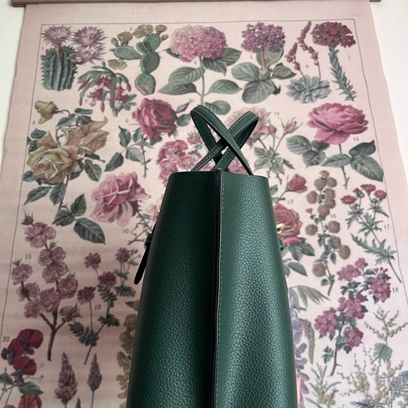 Green Coach Mollie Tote 25 - Picture 2 of 4